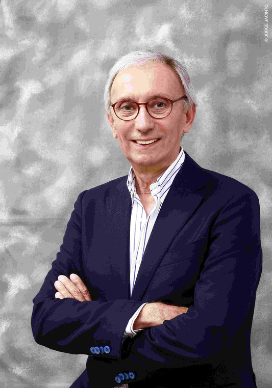 Júlio Isidro